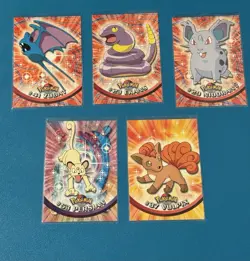 Lot of 17 Pokemon Topps Cards - Image 5