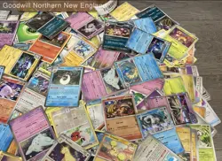 2.5LB Lot of Various Pokemon Cards TCG CCG Mixed Assorted Trading Cards - Image 3