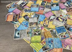 2.5LB Lot of Various Pokemon Cards TCG CCG Mixed Assorted Trading Cards - Image 5