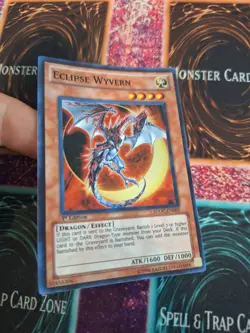 Yugioh Eclipse Wyvern SDDC-EN003 Super Rare 1st Edition Near Mint - Image 2