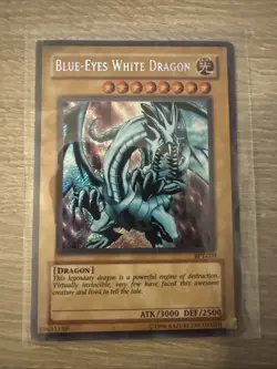 Yu-Gi-Oh Blue Eyes White Dragon BPT-009 Secret Rare Unlimited Edition HP/DMG - Image 3