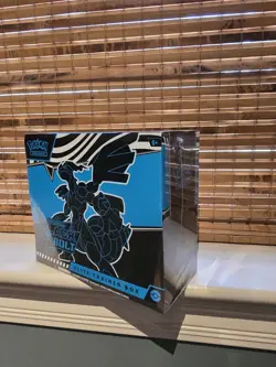 Pokemon TCG Scarlet and Violet Black Bolt ETB/Sealed/New - Image 3