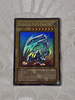 Yugioh Blue-Eyes White Dragon SDK-001 Ultra Rare ORIGINAL PRINT NM - Image 1