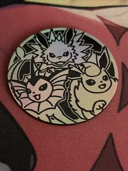 Pokemon Eeveelution VMAX Premium Collection Flareon Vaporeon Jolteon Jumbo Coin - Image 2