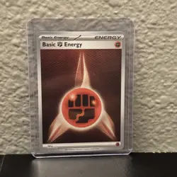 Basic Fighting Energy - SVE022 - Holo - Pokemon Black Bolt & White Flare - Image 1