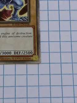 * BLUE-EYES WHITE DRAGON * 1ST EDITION PLATINUM SECRET RARE RA04-EN108 YUGIOH! - Image 5