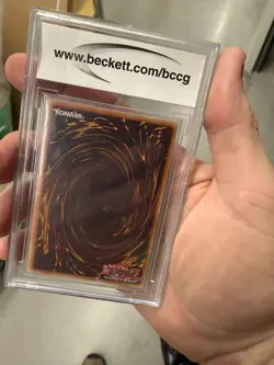YU GI OH TRADING CARD - BECKET 10 - DARK MAGICIAN - LC01EN005 - LEGENDARY COLL - Image 2