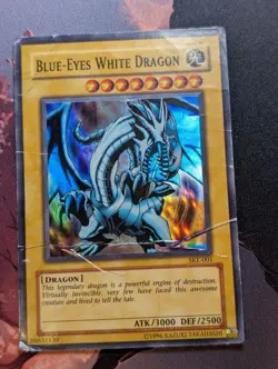 Yugioh Blue-Eyes White Dragon SKE-001 Super Rare UNL ED - DAMAGED - Image 1