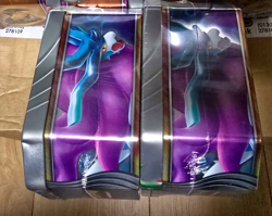 2 Pokemon Paradox Clash tins, Walking Wake and Iron leaves, still sealed - Image 3