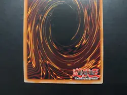 Yugioh - Red-Eyes B. Dragon SDJ-001 Ultra Rare - Image 5