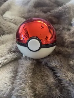 Pokemon Charizard 23k Gold Plated Trading Card & Pokeball Burger King BLUE BOX - Image 2