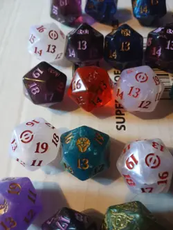 Lot of 29 MTG Spindown - Various Sets - Oversized - MTG D20 Dice - Image 5