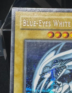 Yu-Gi-Oh TCG 2002 Blue-Eyes White Dragon DDS-001 Secret Rare Holo YuGiOh English - Image 3