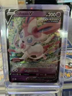 Pokemon TCG Sylveon V SWSH Black Star Promos SWSH202 Holo Promo - Image 1