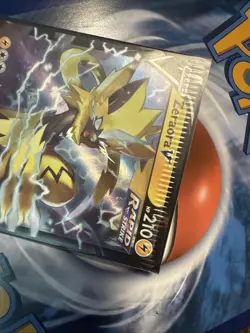 Pokemon Extreme Crimp Error Card Zeraora V Rapid Strike - Image 1