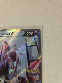 Pokemon TCG Mewtwo v Alt Art Full Art Holo Ultra Rare Card 072/078 Pokemon Go - Image 4