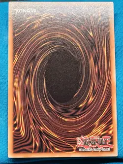 YuGiOh Cards - Blue-Eyes White Dragon - RA04-EN108 **Near Mint** 7th Art - Image 2