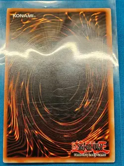 YuGiOh Cards - Blue-Eyes White Dragon - MAGO-EN001 **Near Mint** **MISPRINTED!** - Image 2