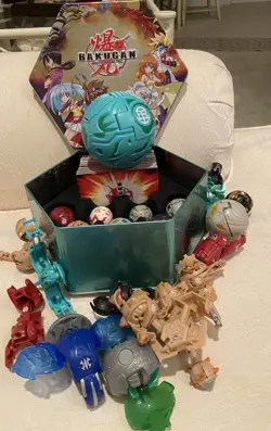 Bakugan lot 25 Battle Brawlers Figures 57 Cards 33 Are METAL & Tin Box - Image 5