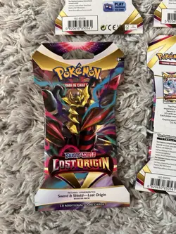 Pokemon TCG: Sword & Shield-Lost Origin Sleeved Booster Pack X 12-Pokemon Centre - Image 3
