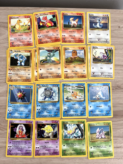Lot Of 20 Base Set Pokemon Cards Vintage WOTC LP Good Condition - Image 2