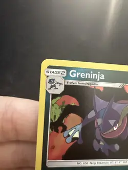 Pokemon TCG - Greninja Holo Rare 117/214 - Sun & Moon Unbroken Bonds - NM - Image 2