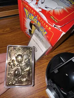 Pokemon Mewtwo 23K Gold-Plated Trading Card 1999 Vintage Poke Ball BurgerKing - Image 2