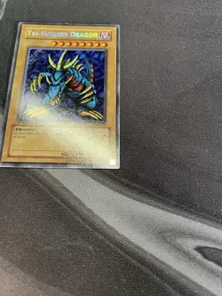 YuGiOh 2002 LOB-000 Tri-Horned Dragon 1st Edition Glossy LP - Image 4