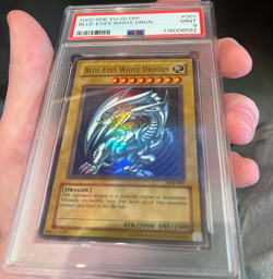 Yugioh Blue-Eyes White Dragon SDK-001 PSA 9 - Starter Deck Kaiba 2002 - VINTAGE - Image 2