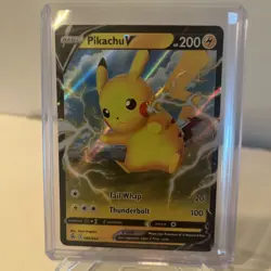 2021 Pokemon Pikachu v Fusion Strike Holo Ultra Rare Card 086/264 - Image 1