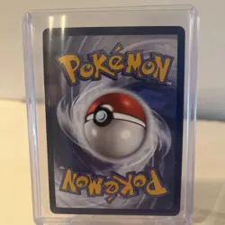 2021 Pokemon Pikachu v Fusion Strike Holo Ultra Rare Card 086/264 - Image 2