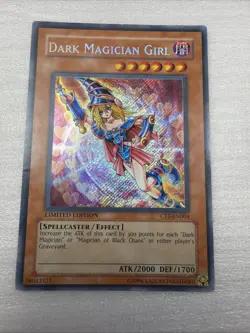 YuGiOh! Dark Magician Girl CT2-EN004 Secret Rare Limited Edition Lp - Image 1