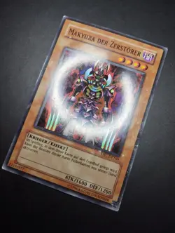 YUGIOH 2004 | MAKYURA THE DESTROYER | DB1-DE169 | GERMAN | SUPER RARE | VG (MP) - Image 3