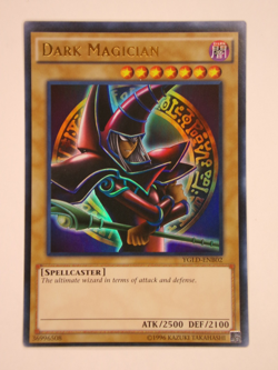 YUGIOH • DARK MAGICIAN • ULTRA RARE • YGLD-ENB02 • Unlimited ED • NM - Image 1