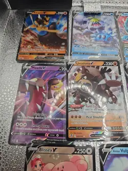 Lot of 8 Pokemon V Cards Silver Tempest - Fusion Strike + More - Image 2
