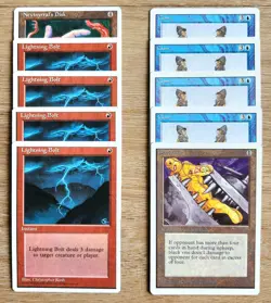MTG - Revised - 10 Cards, Nevinyrral's Disk, Lightning Bolt, Clone, & Black Vise - Image 1