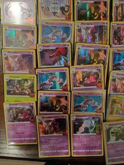 Huge Lot Of 45 Trick Or Treat Pokemon Cards All Holos - Image 3