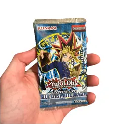 Konami Yu-Gi-Oh Legend of Blue Eyes White Dragon Packs English Edition Booster - Image 1