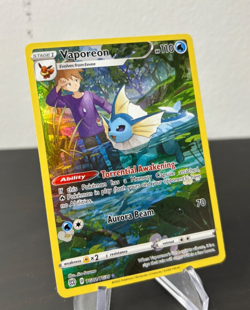 2022 Pokemon Vaporeon Trainer Gallery Brilliant Stars TG02/TG30 Card NM - Image 2