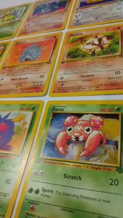 Wizards of the Coast Pokemon 1st Edition Jungle Booster Pack (Opened Lite) - Image 4