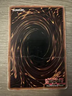 Yu-Gi-Oh Dark Magician Super Rare Unlimited Edition TCG Card SYE-001 - Image 2