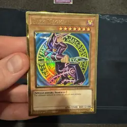 YUGIOH DARK MAGICIAN 1ST ED MAXIMUM GOLD MAGO-EN002 MISPRINT ORANGE - Image 1
