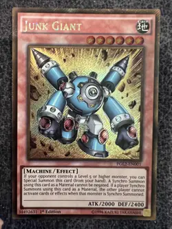 Yugioh Junk Giant PGL2-EN001 Gold Secret Rare 1st Edition NM - Image 1