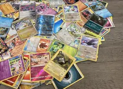 2.5LB Lot of Various Pokemon Cards CCG TCG Mixed Trading Cards - Image 4