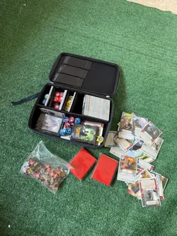 Star Wars Destiny Game Lot Several Hundred Cards w/ dice and carry case - Image 1