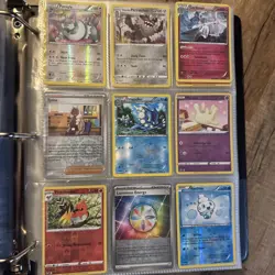 Pokemon Card Binder Collection Mixed Lot - Modern/Vintage 500+ Holos - Image 4
