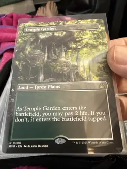 MTG Temple Garden - Borderless - Ravnica Remastered R 0300 (204) - Image 1