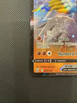 2021 Pokemon SWSH Battle Styles Rapid Strike Urshifu V #087/163 NM - Image 3