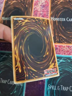 Yugioh Dragunity Aklys SDDL-EN003 Super Rare 1st Edition Near Mint - Image 4