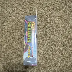 Sealed 3 Pack Evolving Skies Hanger Box Pokemon TCG Sword & Shield booster 820650851551 - Image 5